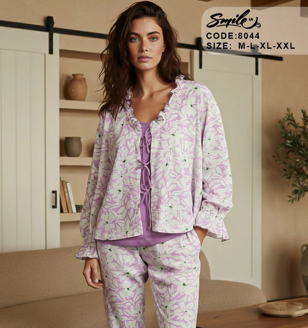 Summer women pajama smile 8044